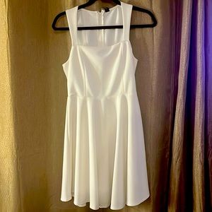 Windsor only worn once size medium white dress